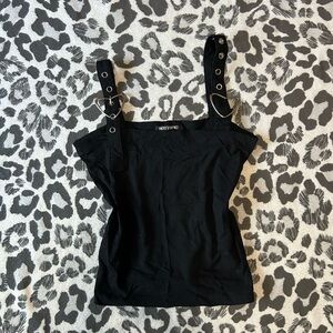 Hot Topic Black Fitted grommet top